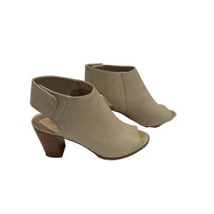 Women's Tan Peep-Toe Heeled Sandals by "SPRING" US 8.5